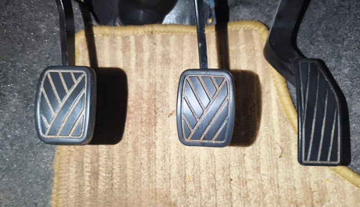 2014 Maruti Celerio VXI, Petrol, Manual, 72,170 km, Pedals