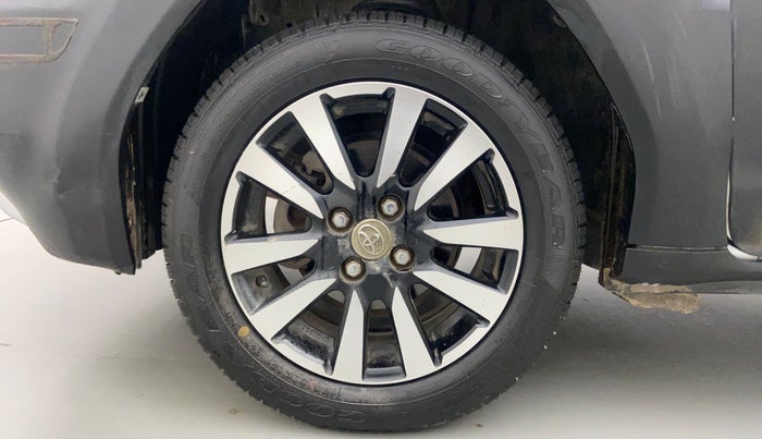 2015 Toyota Etios CROSS 1.2 G, Petrol, Manual, 31,089 km, Left Front Wheel