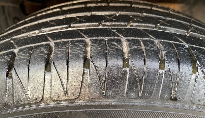 2021 Maruti Vitara Brezza ZXI PLUS, Petrol, Manual, 18,504 km, Left Front Tyre Tread