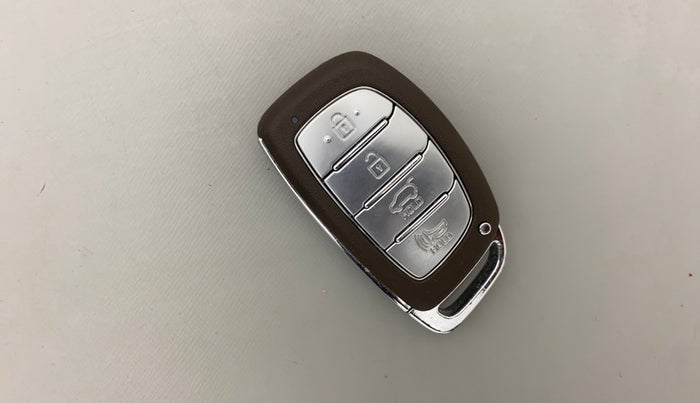 2019 Hyundai VENUE SX PLUS 1.0 TURBO DCT, Petrol, Automatic, 50,117 km, Key Close Up