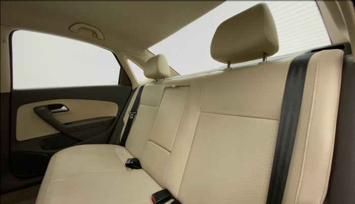 2015 Volkswagen Vento HIGHLINE DIESEL, Diesel, Manual, 85,009 km, Right Side Rear Door Cabin