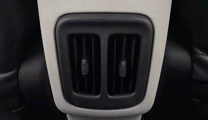 2017 Jeep Compass LIMITED (O) 1.4 PETROL AT, Petrol, Automatic, 65,277 km, Rear AC Vents