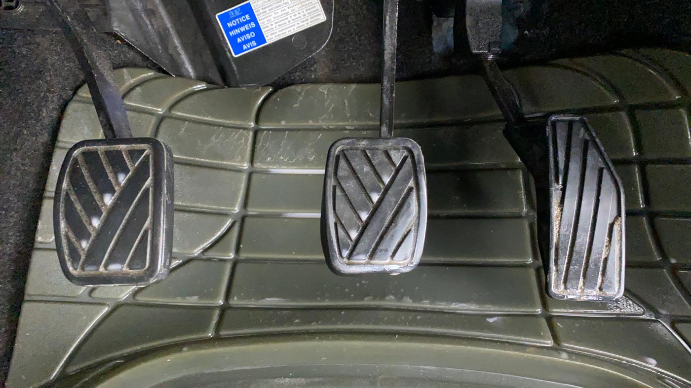 2018 Maruti Swift LXI, Petrol, Manual, 19,684 km, Pedals