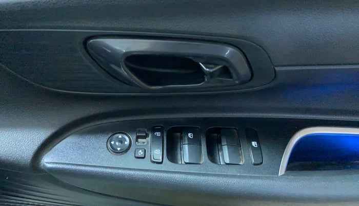 2021 Hyundai NEW I20 Asta 1.0 GDI Turbo IMT, Petrol, Manual, 41,240 km, Driver Side Door Panels Control