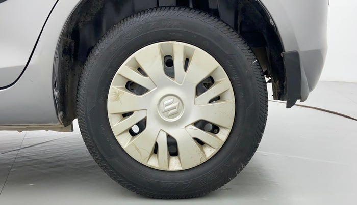 2014 Maruti Swift VXI, Petrol, Manual, 47,278 km, Left Rear Wheel