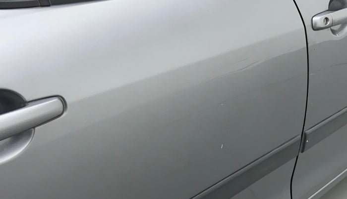 2014 Maruti Swift VXI, Petrol, Manual, 47,278 km, Right rear door - Minor scratches