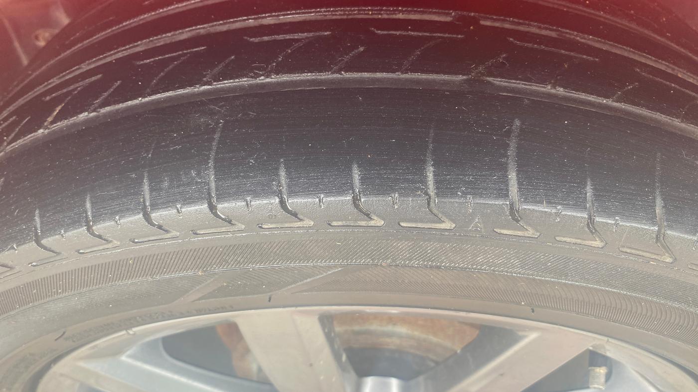 2021 Volkswagen Polo HIGHLINE PLUS 1.0, Petrol, Manual, 92,707 km, Left Rear Tyre Tread