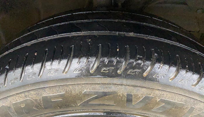 2018 Maruti Baleno DELTA PETROL 1.2, Petrol, Manual, 87,170 km, Right Front Tyre Tread