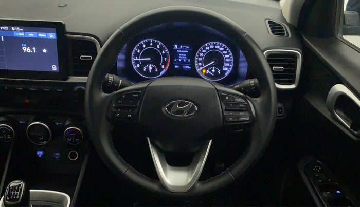 2021 Hyundai VENUE SX 1.0 TURBO IMT, Petrol, Manual, 13,101 km, Steering Wheel Close Up