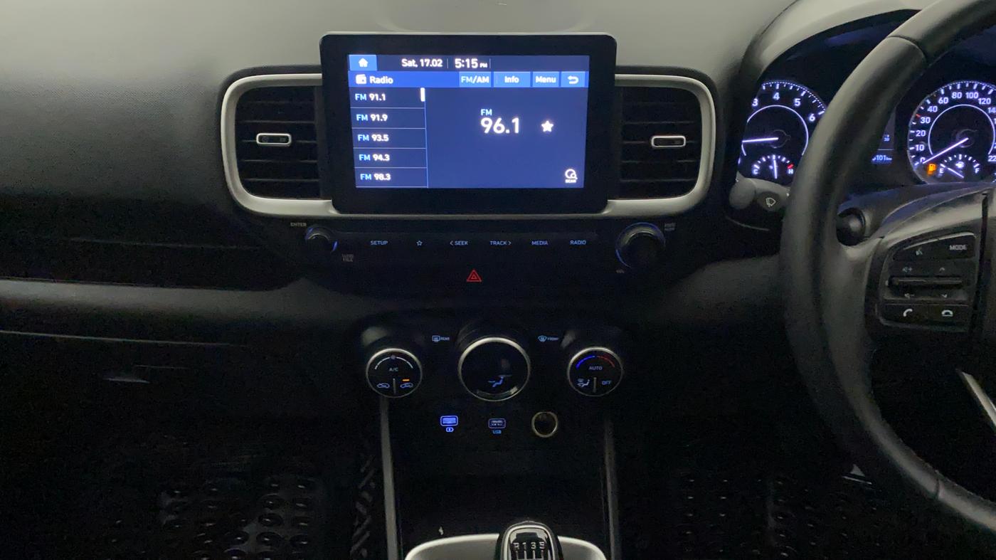 2021 Hyundai VENUE SX 1.0 TURBO IMT, Petrol, Manual, 13,101 km, Air Conditioner