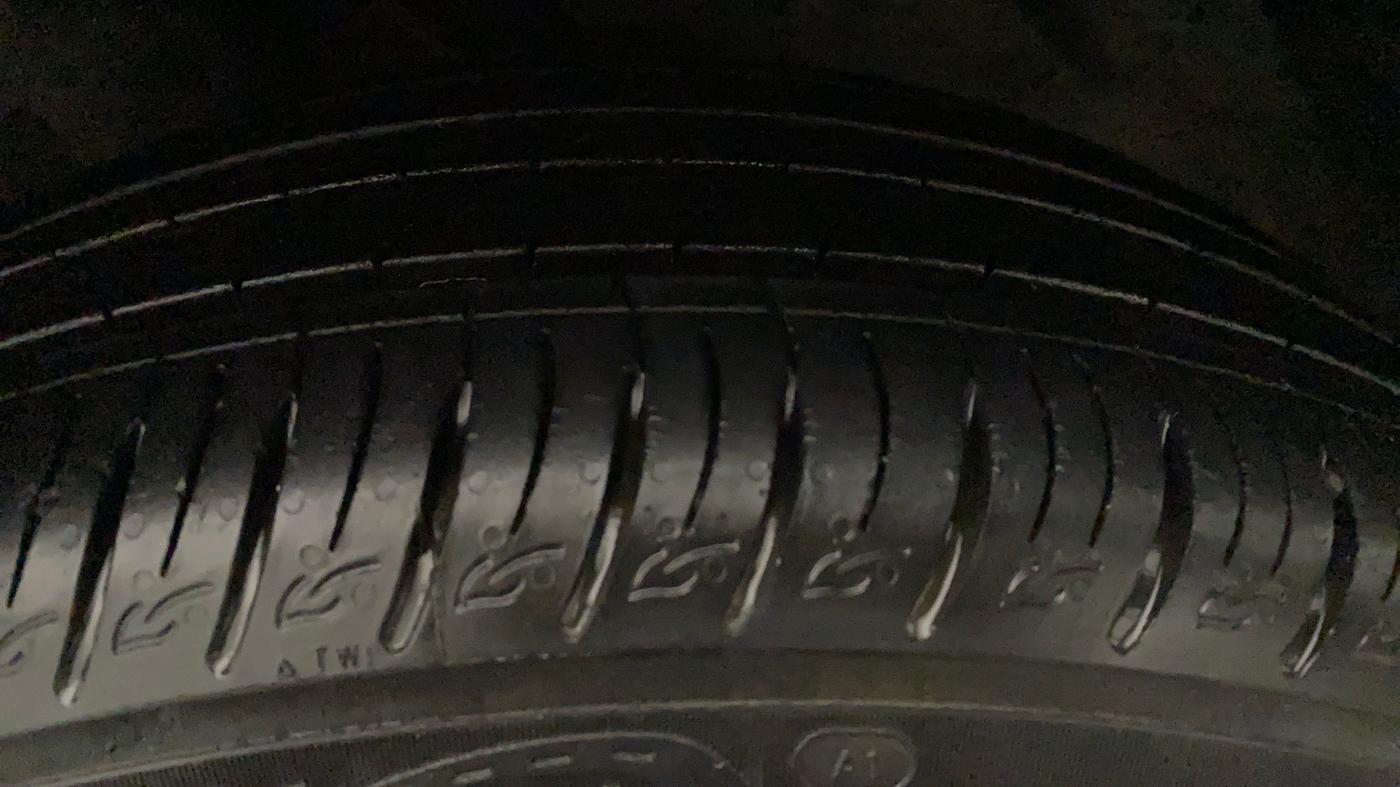 2021 Hyundai VENUE SX 1.0 TURBO IMT, Petrol, Manual, 13,101 km, Left Rear Tyre Tread