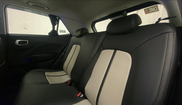 2021 Hyundai VENUE SX 1.0 TURBO IMT, Petrol, Manual, 13,101 km, Right Side Rear Door Cabin