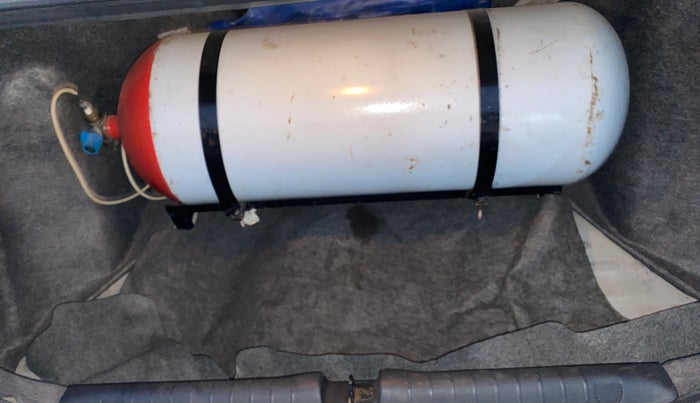 2020 Honda Amaze 1.2L I-VTEC S, CNG, Manual, 85,294 km, Boot Inside