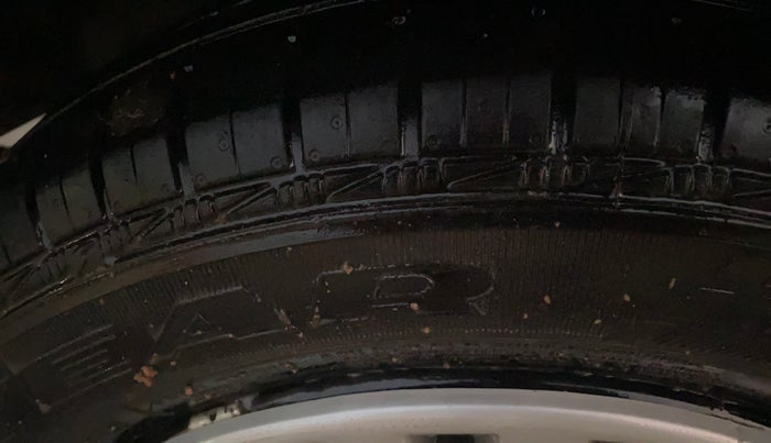 2020 Honda Amaze 1.2L I-VTEC S, CNG, Manual, 85,294 km, Right Rear Tyre Tread