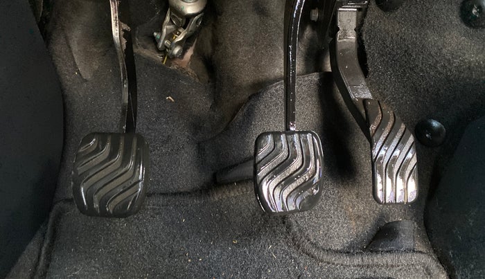 2024 Nissan MAGNITE XE, Petrol, Manual, 21,968 km, Pedals