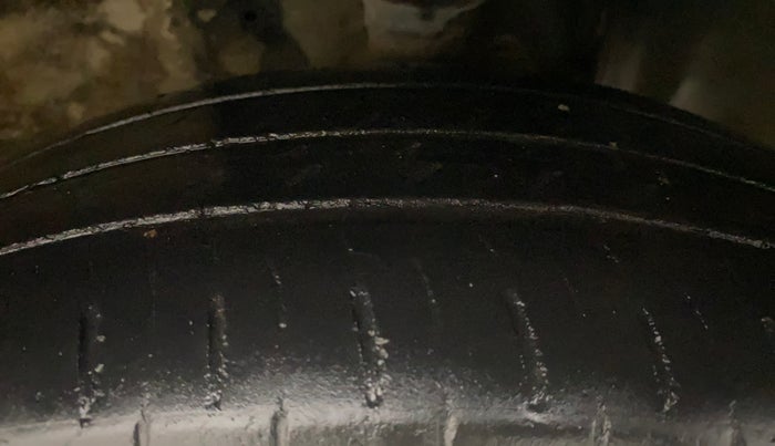 2019 Maruti IGNIS ALPHA 1.2, Petrol, Manual, 70,308 km, Right Front Tyre Tread