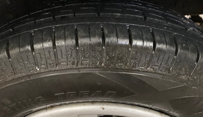 2019 Renault Kwid RXT 1.0 (O), Petrol, Manual, 50,718 km, Left Rear Tyre Tread