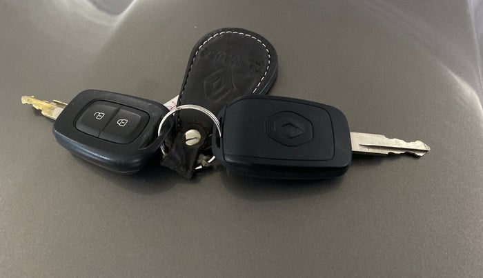 2019 Renault Kwid RXT 1.0 (O), Petrol, Manual, 50,718 km, Key Close Up