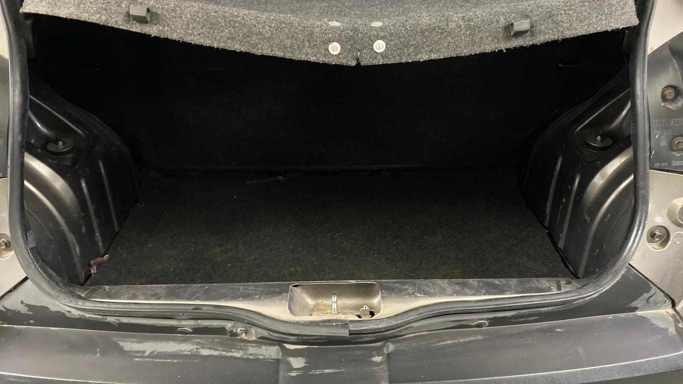 2019 Renault Kwid RXT 1.0 (O), Petrol, Manual, 50,047 km, Boot Inside