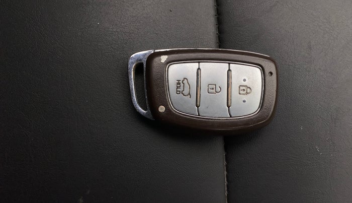 2018 Hyundai Creta SX 1.6 PETROL, Petrol, Manual, 1,10,316 km, Key Close Up