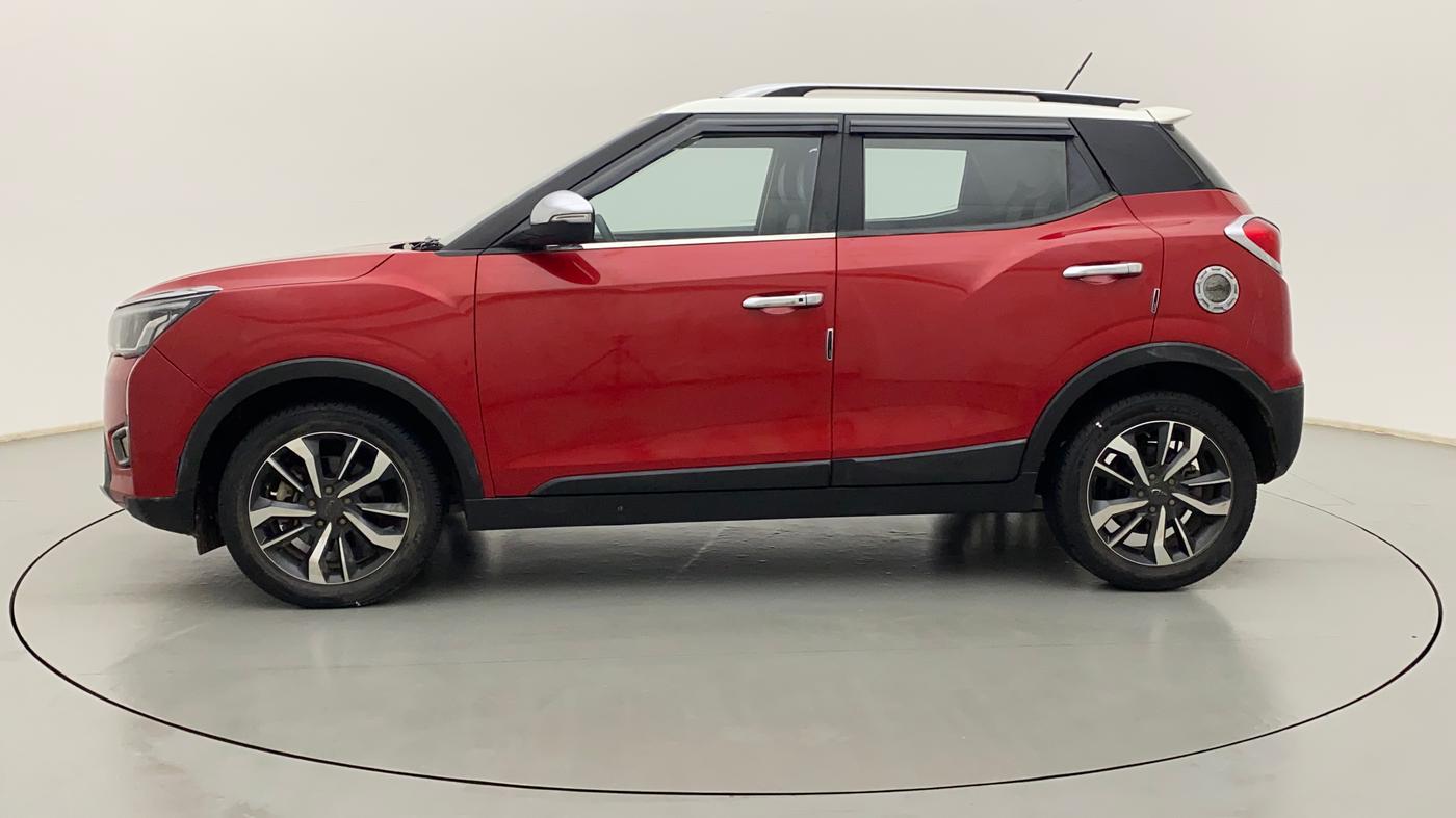 2019 Mahindra XUV300 W8(O) 1.2 PETROL DUAL TONE, Petrol, Manual, 14,483 km, Left Side