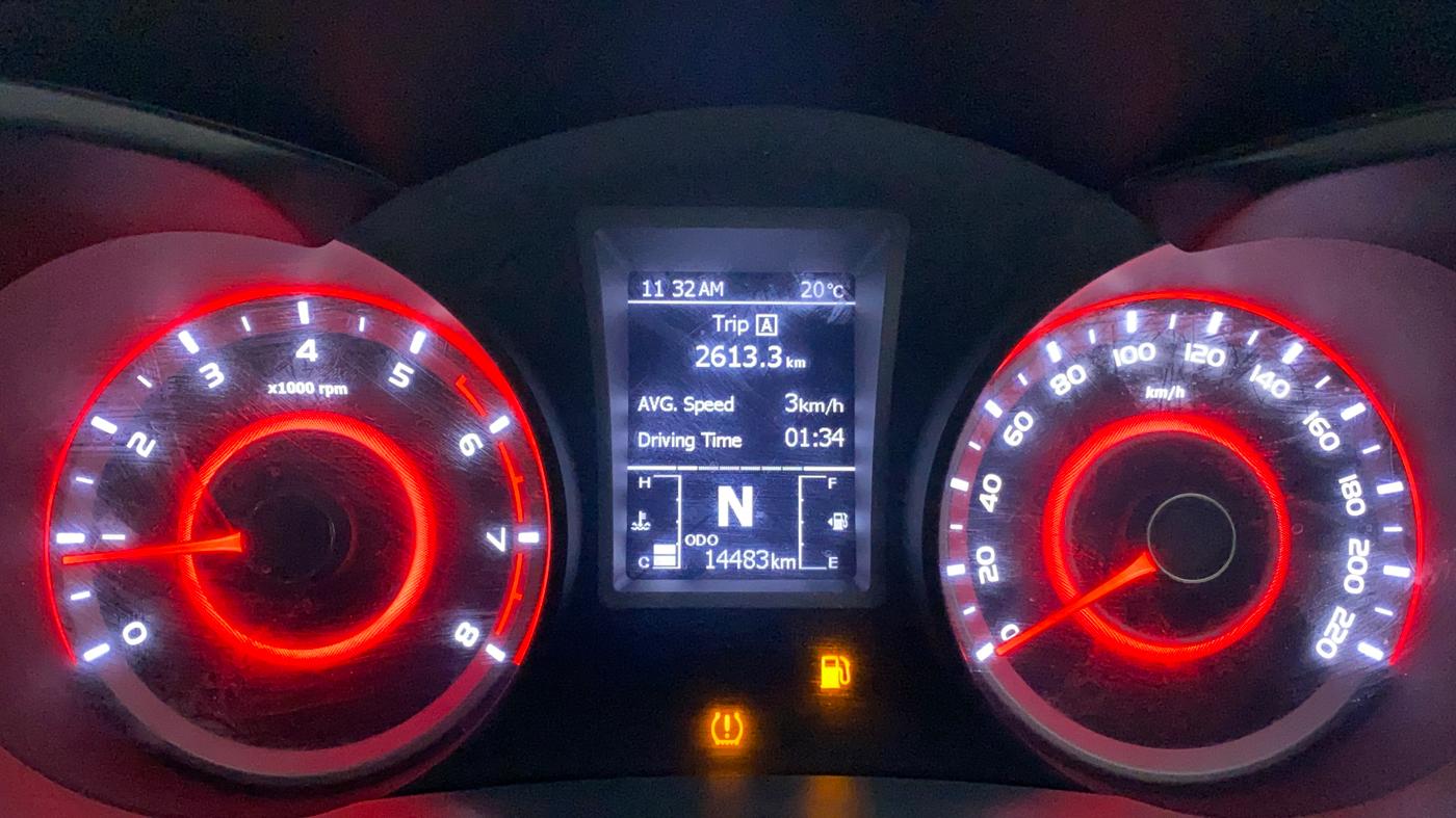 2019 Mahindra XUV300 W8(O) 1.2 PETROL DUAL TONE, Petrol, Manual, 14,483 km, Odometer Image