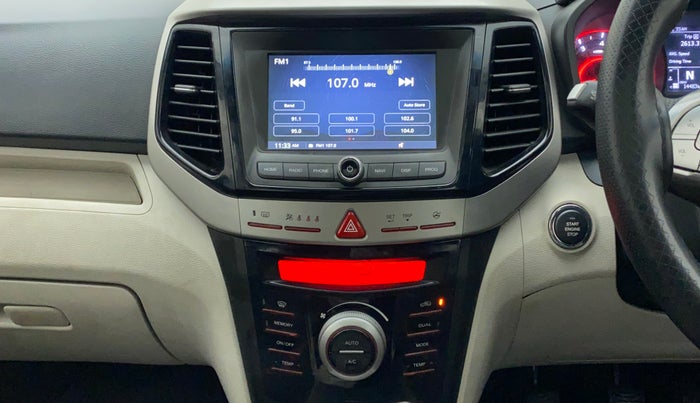 2019 Mahindra XUV300 W8(O) 1.2 PETROL DUAL TONE, Petrol, Manual, 14,483 km, Air Conditioner