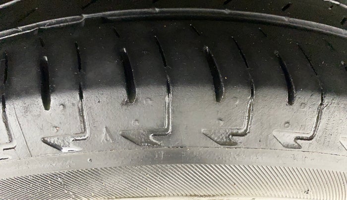 2020 Maruti IGNIS ZETA 1.2 AMT, Petrol, Automatic, 40,179 km, Right Rear Tyre Tread