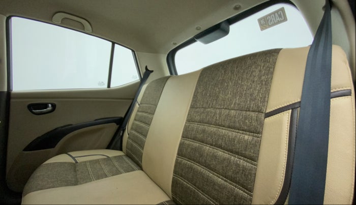 2012 Hyundai i10 MAGNA 1.2, CNG, Manual, Right Side Rear Door Cabin