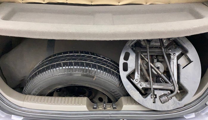 2012 Hyundai i10 MAGNA 1.2, CNG, Manual, Spare Tyre