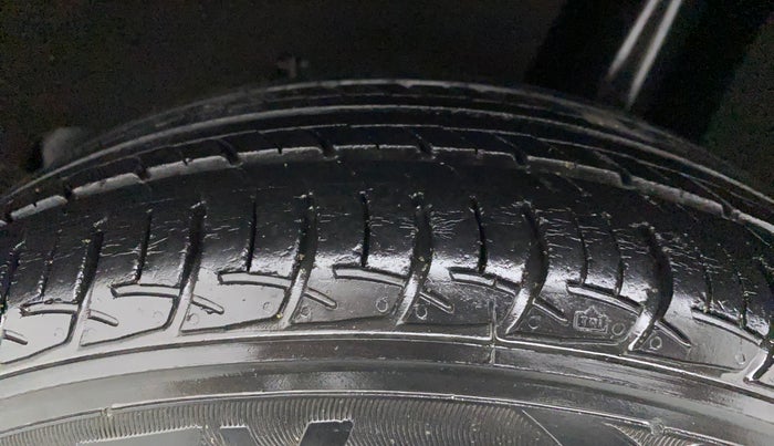 2019 Maruti Baleno DELTA PETROL 1.2, Petrol, Manual, 41,546 km, Left Rear Tyre Tread