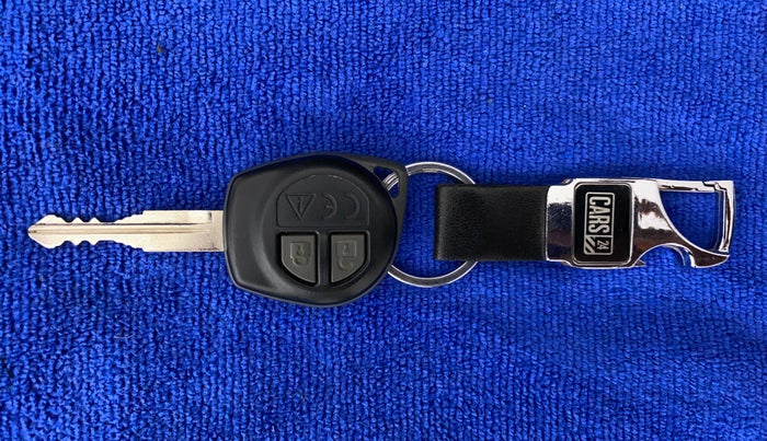 2019 Maruti Baleno DELTA PETROL 1.2, Petrol, Manual, 41,546 km, Key Close Up