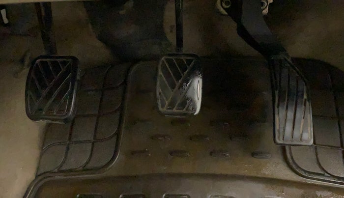 2014 Maruti Swift Dzire VXI, Petrol, Manual, 58,242 km, Pedals