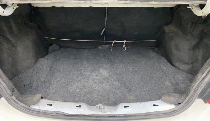 2014 Maruti Swift Dzire VXI, Petrol, Manual, 58,242 km, Boot Inside