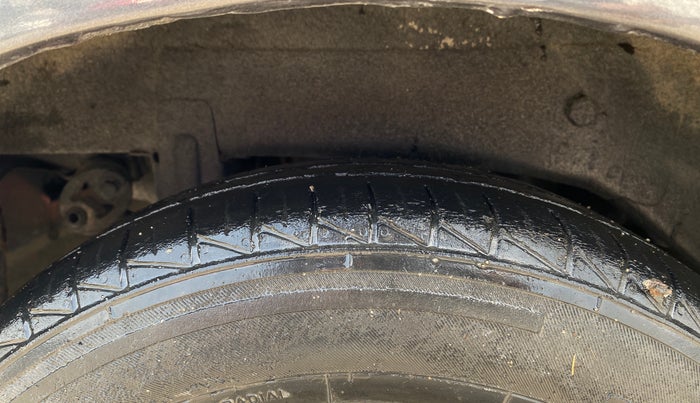 2022 Maruti Alto LXI, CNG, Manual, 70,280 km, Right Rear Tyre Tread