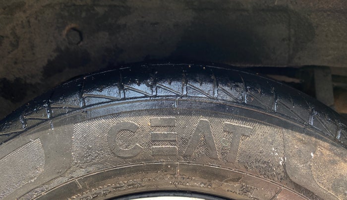 2022 Maruti Alto LXI, CNG, Manual, 70,280 km, Left Rear Tyre Tread