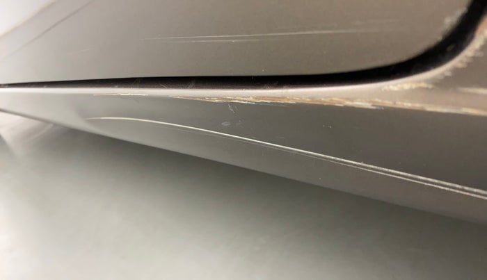 2016 Maruti Wagon R 1.0 VXI OPT, Petrol, Manual, 80,190 km, Left running board - Slightly dented