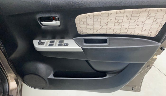 2016 Maruti Wagon R 1.0 VXI OPT, Petrol, Manual, 80,190 km, Driver Side Door Panels Control