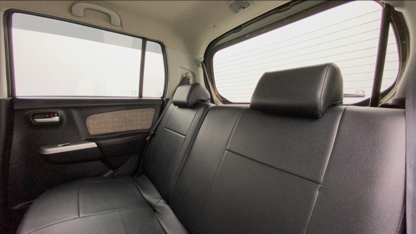 2016 Maruti Wagon R 1.0 VXI OPT, Petrol, Manual, 80,190 km, Right Side Rear Door Cabin