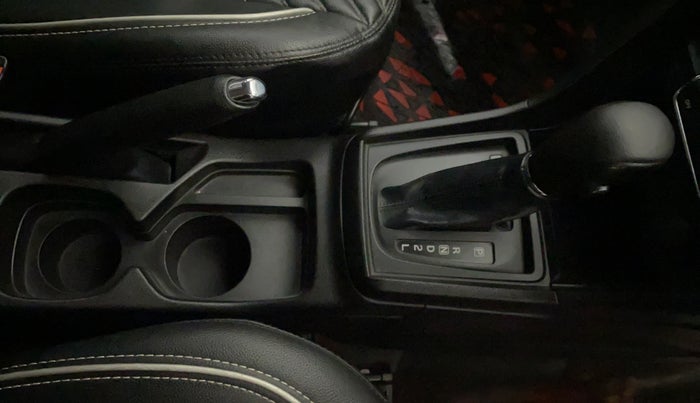 2020 Maruti Vitara Brezza ZXI PLUS AT SHVS, Petrol, Automatic, 17,444 km, Gear Lever
