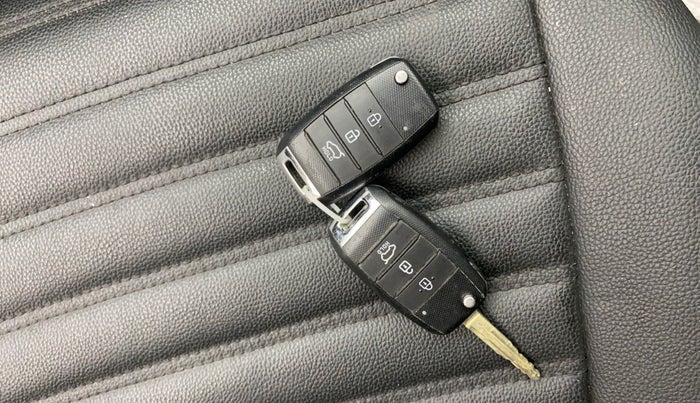 2022 KIA SONET HTK PLUS 1.2, Petrol, Manual, 61,546 km, Key Close Up