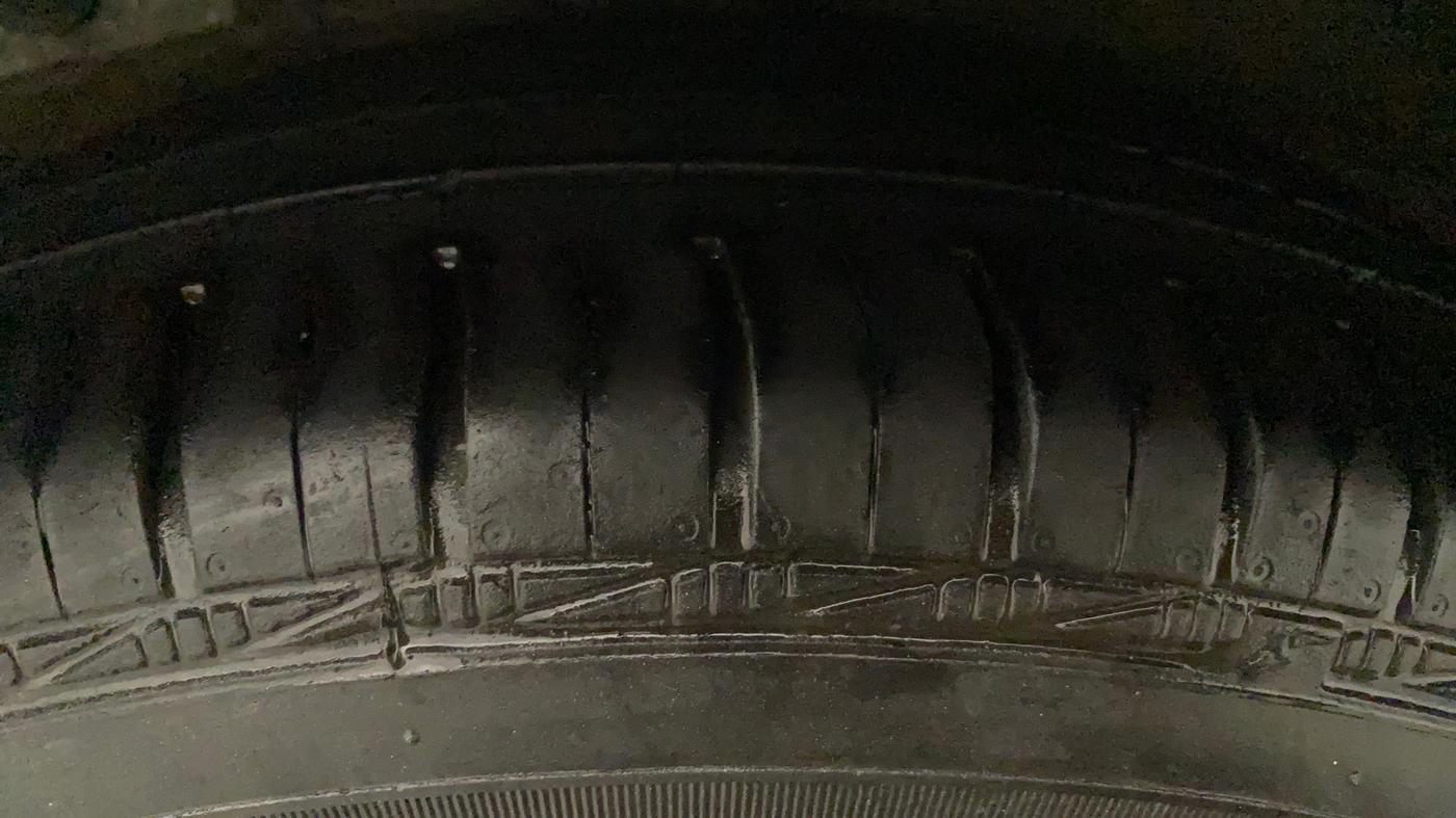 2011 Hyundai i10 MAGNA 1.1, Petrol, Manual, 79,329 km, Left Front Tyre Tread