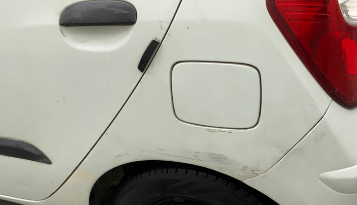 2013 Hyundai i10 ERA 1.1 IRDE, CNG, Manual, 68,648 km, Left quarter panel - Minor scratches