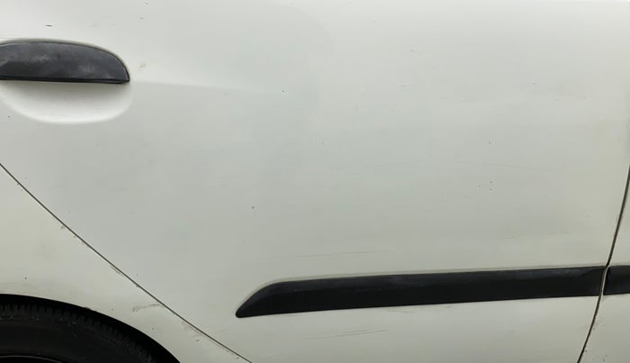 2013 Hyundai i10 ERA 1.1 IRDE, CNG, Manual, 68,648 km, Right rear door - Slightly dented