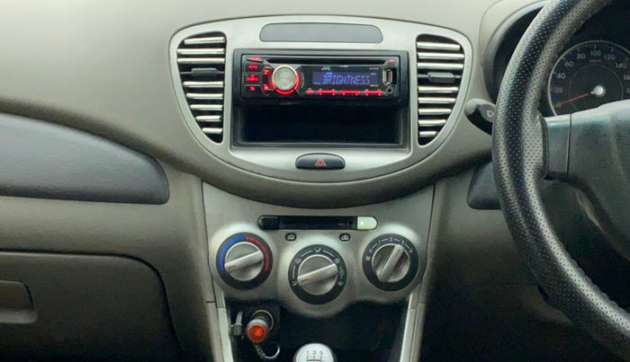 2013 Hyundai i10 ERA 1.1 IRDE, CNG, Manual, 68,648 km, Air Conditioner