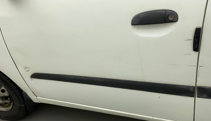 2013 Hyundai i10 ERA 1.1 IRDE, CNG, Manual, 68,648 km, Front passenger door - Minor scratches
