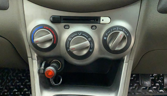 2013 Hyundai i10 ERA 1.1 IRDE, CNG, Manual, 68,648 km, Dashboard - Air Re-circulation knob is not working