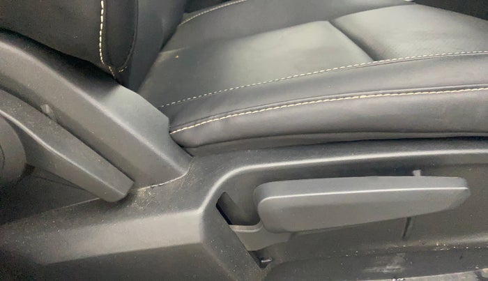 2023 Tata ALTROZ  XZ Plus (O) (S), Petrol, Manual, 11,697 km, Driver Side Adjustment Panel