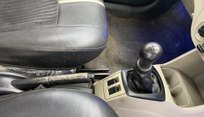 2016 Maruti Alto K10 LXI CNG, CNG, Manual, 34,831 km, Gear Lever