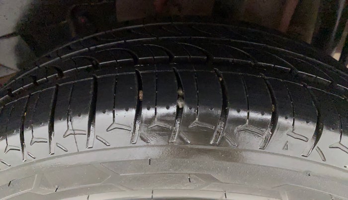2018 Tata TIGOR XZ PETROL, Petrol, Manual, 72,359 km, Left Rear Tyre Tread